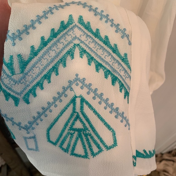 Romper - Picture 3 of 4